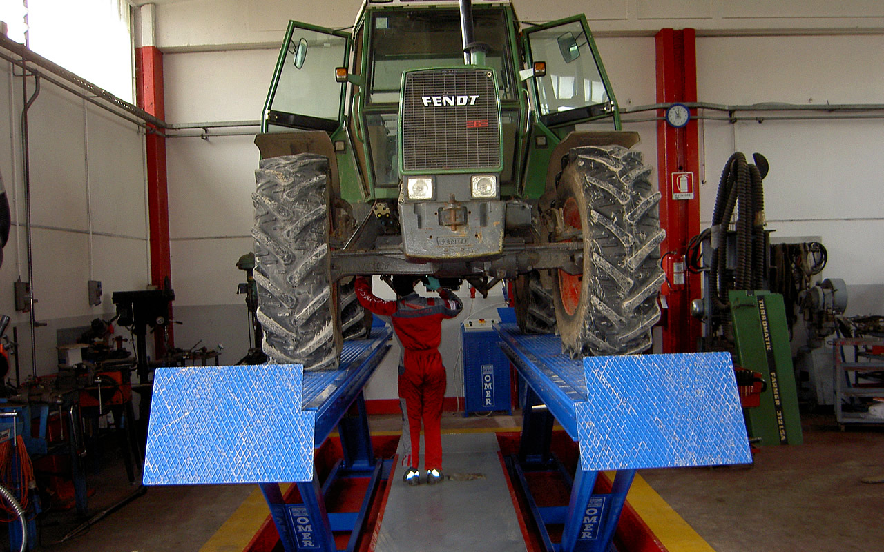 Agrimec - Macchine agricole, riparazione e vendita